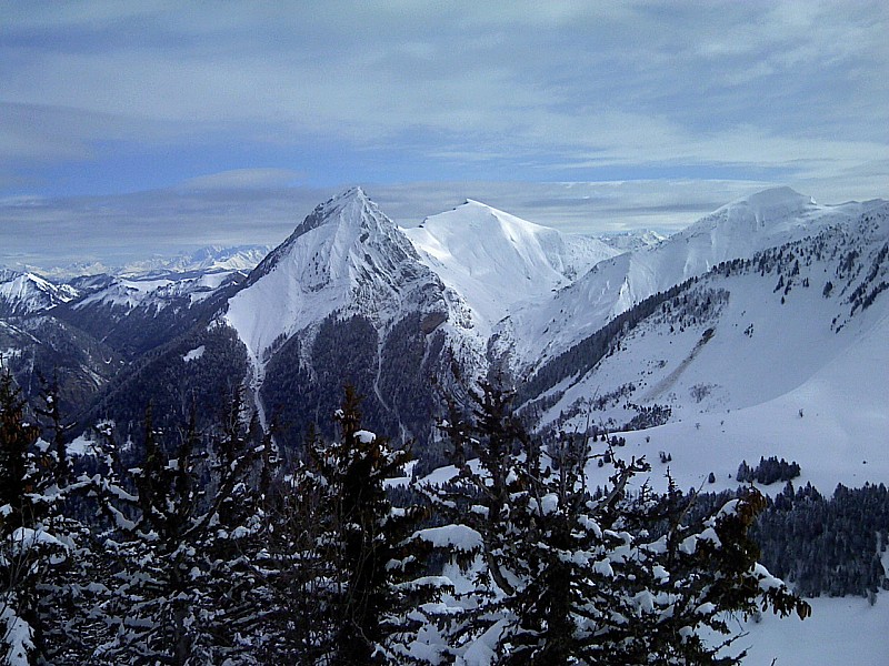 #4 Paysage du sommet : Pécloz , Armenaz , Arces Paysage du sommet : Pécloz , Armenaz , Arces