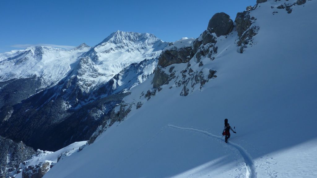 #9 Couloir des Chamois : Shama promene sa maison Couloir des Chamois : Shama promene sa maison