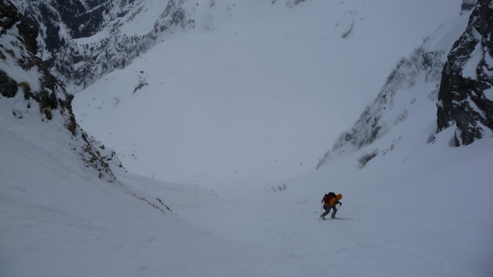 #4 Couloir Est : vue plongeante vers le milieu Couloir Est : vue plongeante vers le milieu