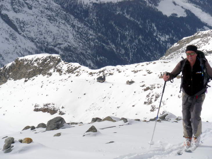 #13 Jeannot : Fin du traçage dans la moraine, le reste est pour demain! Jeannot : Fin du traçage dans la moraine, le reste est pour demain!