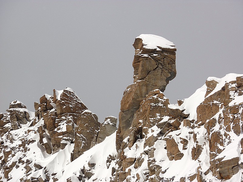 #3 Statue Moaïs : A Pâques, rien de plus normal! Statue Moaïs : A Pâques, rien de plus normal!