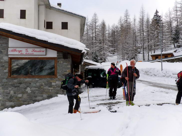 #6 Hôtel de la Grande Sassière : Cache ta joie, y va faire beau! Hôtel de la Grande Sassière : Cache ta joie, y va faire beau!