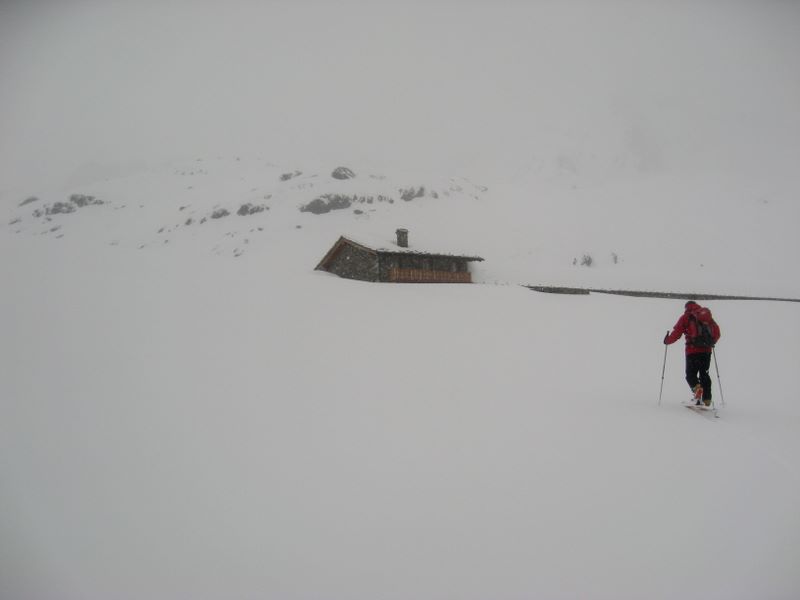 #3 Alpage de Brevil : Michel arrive à l Alpage de Brevil : Michel arrive à l'alpage de Brevil