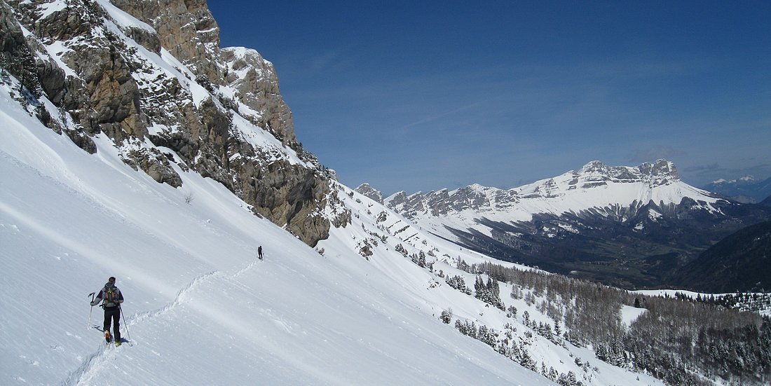 #3 Traversée sous Pierre Blanche : pour rejoindre les pistes Traversée sous Pierre Blanche : pour rejoindre les pistes