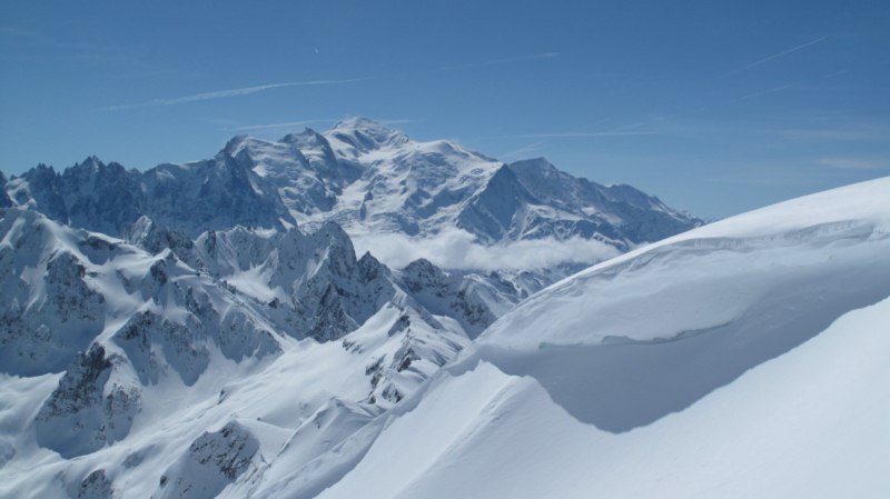 Le massif du Mont Blanc : Début de la descente du creux aux vaches