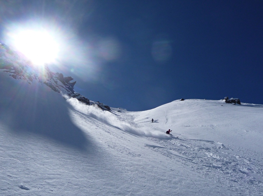 #6 Couloir N : Soleil et poudre Couloir N : Soleil et poudre