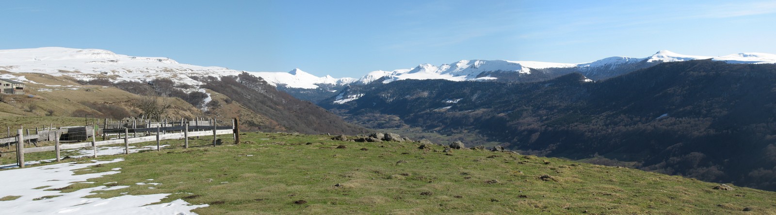 #16 Massif cantalien : Depuis le Col d Massif cantalien : Depuis le Col d'Aulac