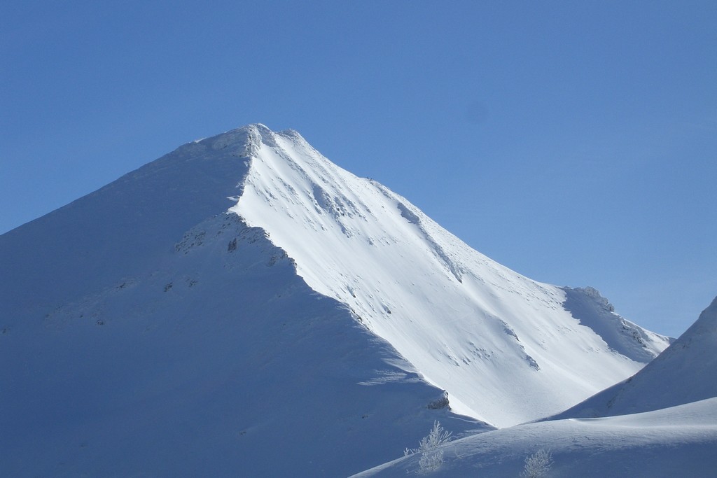 #5 Puy Mary face sud : La face descendue bien éclairée Puy Mary face sud : La face descendue bien éclairée