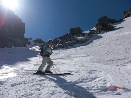 #3 descente couloir nord rotondo : descente couloir nord rotondo, méklange de plaques trés dures et de poudreuse tassée descente couloir nord rotondo : descente couloir nord rotondo, méklange de plaques trés dures et de poudreuse tassée