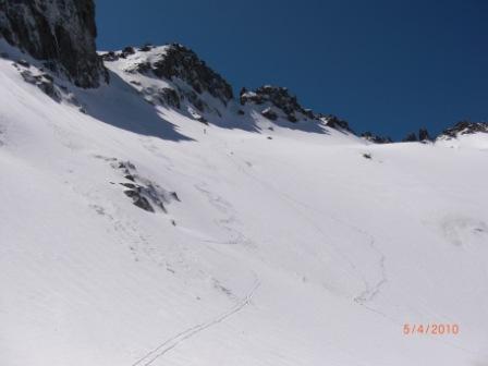 #4 descentr sous sommet rotondo : superbe neige fraiche tassée sous les couloir nord du rotondo, un régal descentr sous sommet rotondo : superbe neige fraiche tassée sous les couloir nord du rotondo, un régal