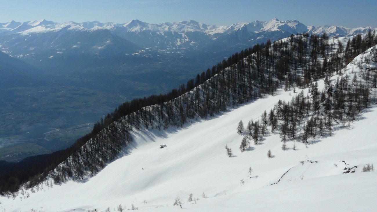 #10 Cabane du soleil Boeuf : et Pouzenc à droite Cabane du soleil Boeuf : et Pouzenc à droite