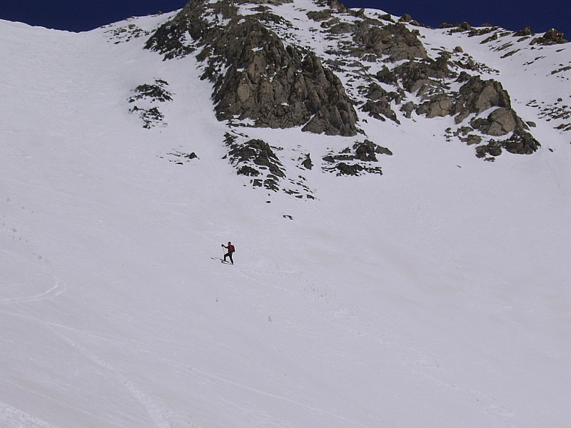 #14 xav à la descente : ah , ces skis !!!!! xav à la descente : ah , ces skis !!!!!