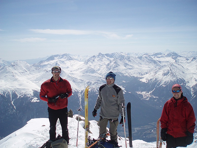 Sommet : Magnifique panorama, et pour Eric: les aiguilles sont toujours aussi belles...