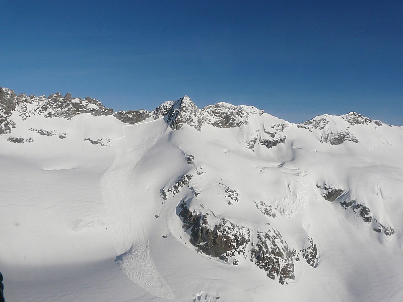 monstre plaque : Arêtes de Labby: un coup de reco avant le retour à la D.Z