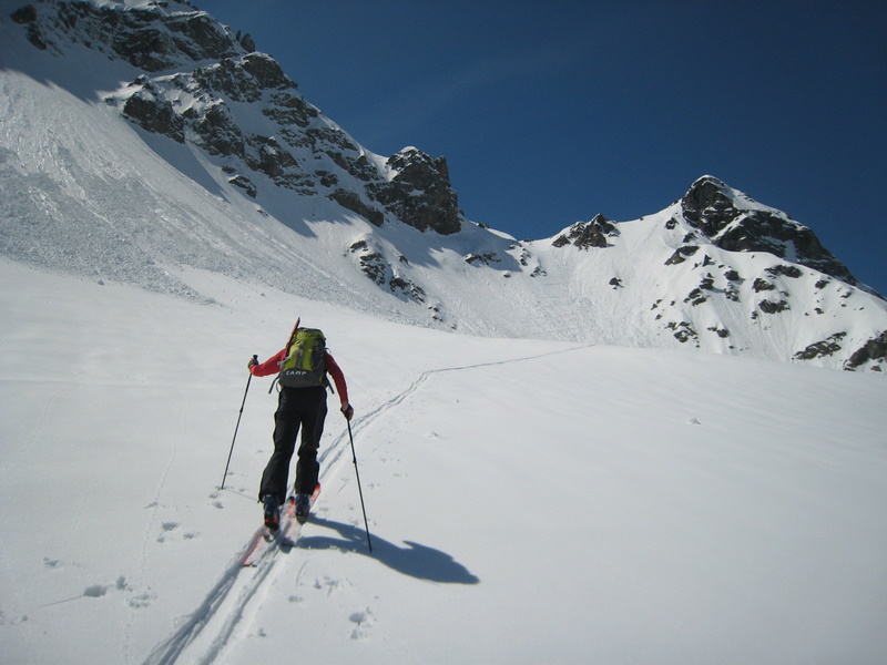 col des lances : Pïerre a quelques encablures du col des lances. Dernière montée de la journée, ou presque.