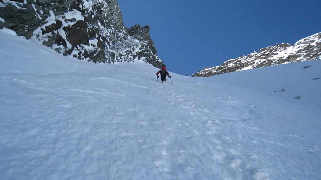 #11 Partie basse du couloir : c Partie basse du couloir : c'est la plus raide, Benoit est déjà loin...