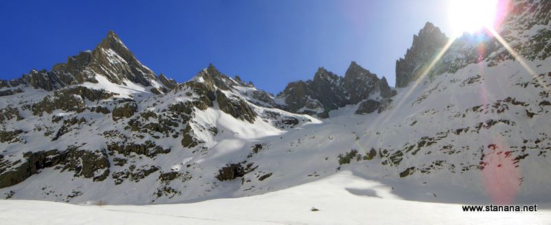 #1 Brèche de la Meije : Casse Deserte (+/- 5pers qui decendent ce matin) Brèche de la Meije : Casse Deserte (+/- 5pers qui decendent ce matin)