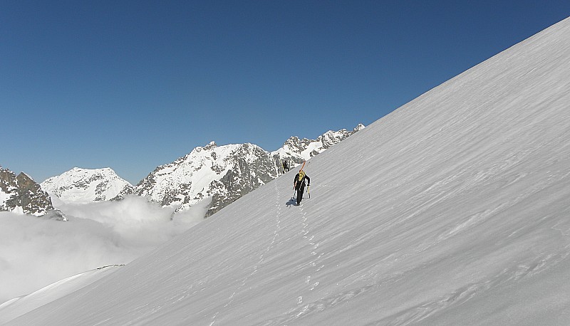 #2 Traversée est ouest : Après l Traversée est ouest : Après l'erreur d'itinéraire, on garde les crampons