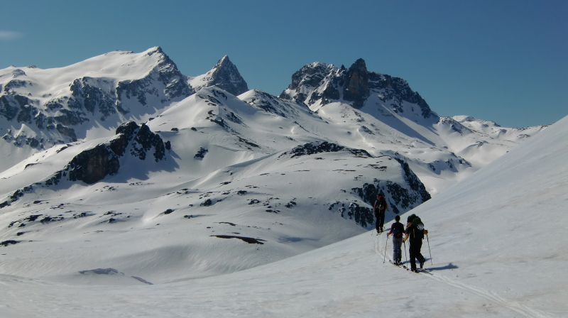 #8 En route vers le refuge : Au pied du Mont Thabor En route vers le refuge : Au pied du Mont Thabor