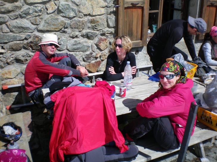 #11 Aiguille de l Aiguille de l'Olan : ... mais on finit par y arriver ! Quel plaisir cette terrasse !
