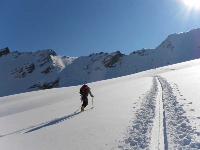 Col du Mont Brûlé : Ça se bouscule par là bas...