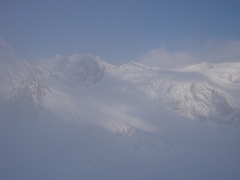 #6 la serpentine depuis les dix : seulemnt 4 traces dans la poudreuse ce jour-là la serpentine depuis les dix : seulemnt 4 traces dans la poudreuse ce jour-là