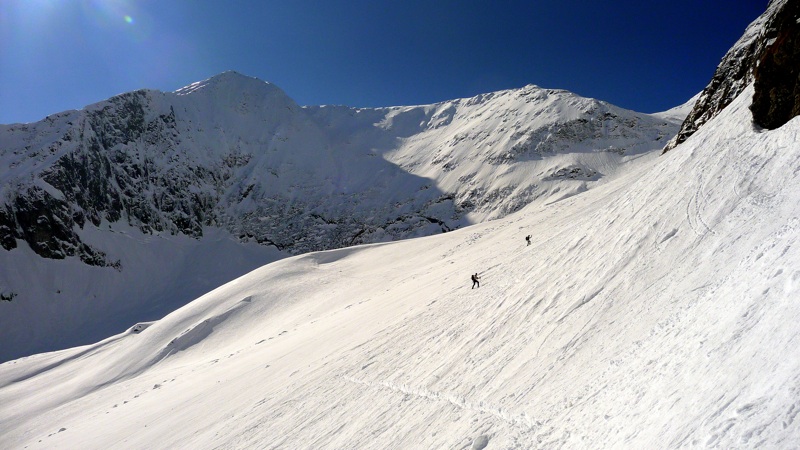 #5 vers 2000, encore en ski : Merci, les jeunes... jolie trace vers 2000, encore en ski : Merci, les jeunes... jolie trace