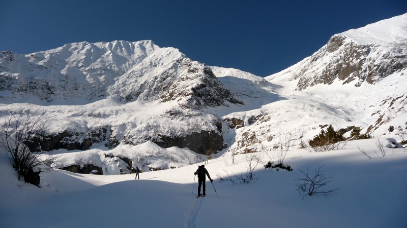 #4 Au pied de la Combe Nord : En fait, elle est un peu Nord Est! Au pied de la Combe Nord : En fait, elle est un peu Nord Est!