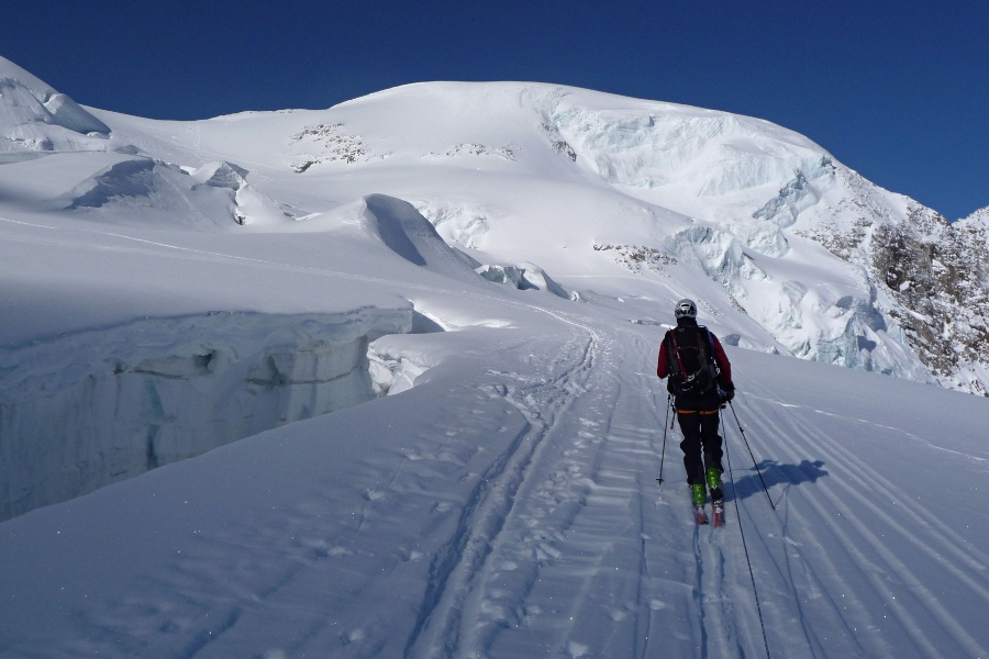 #33 Glacier de Moming : En route vers le Blanc de Moming Glacier de Moming : En route vers le Blanc de Moming