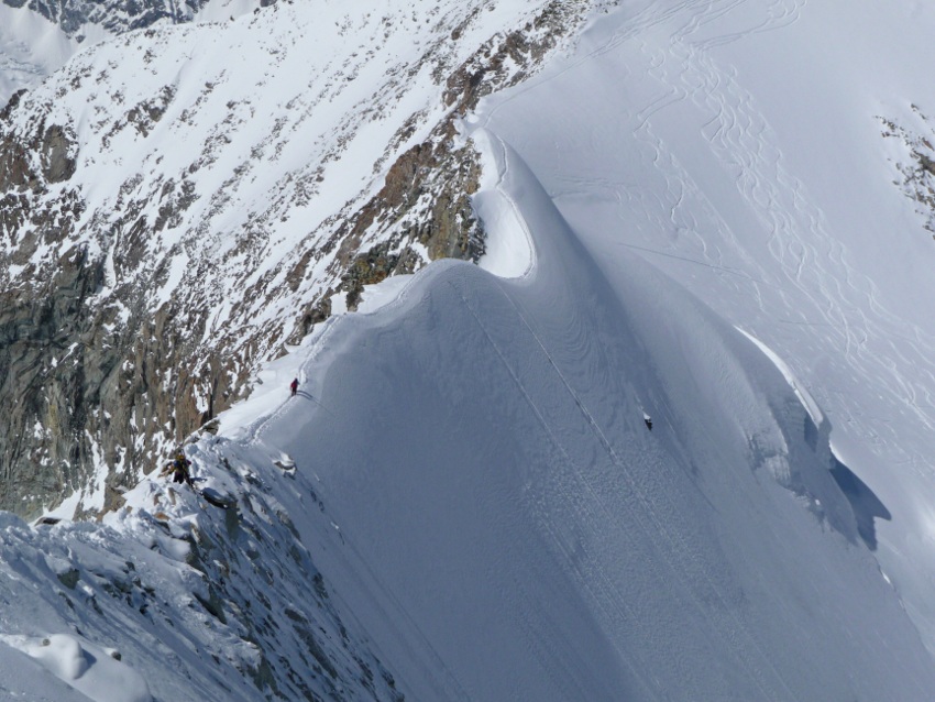 #47 Arête de Moming : Sur le fil, encore et toujours Arête de Moming : Sur le fil, encore et toujours