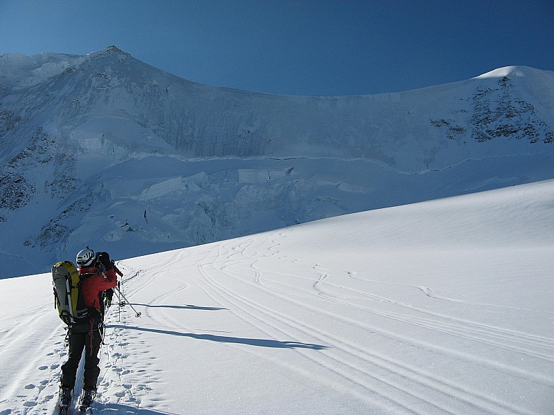#29 Arête du blanc de Moming : Petite pente... Arête du blanc de Moming : Petite pente...