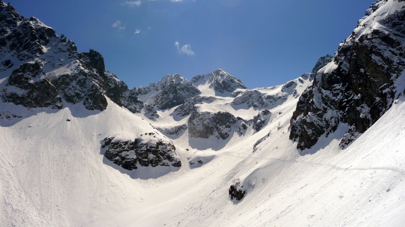 #9 Au dessus du lac de Crop : A la descente Au dessus du lac de Crop : A la descente