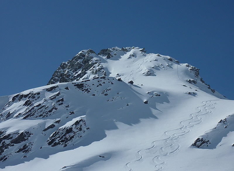 #4 Mont Fourchon : Traces dans le Pain de Sucre Mont Fourchon : Traces dans le Pain de Sucre