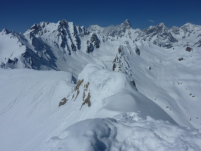 #7 Mont Fourchon : Grand Golliat au premier plan et Grandes Jorasses au fond Mont Fourchon : Grand Golliat au premier plan et Grandes Jorasses au fond