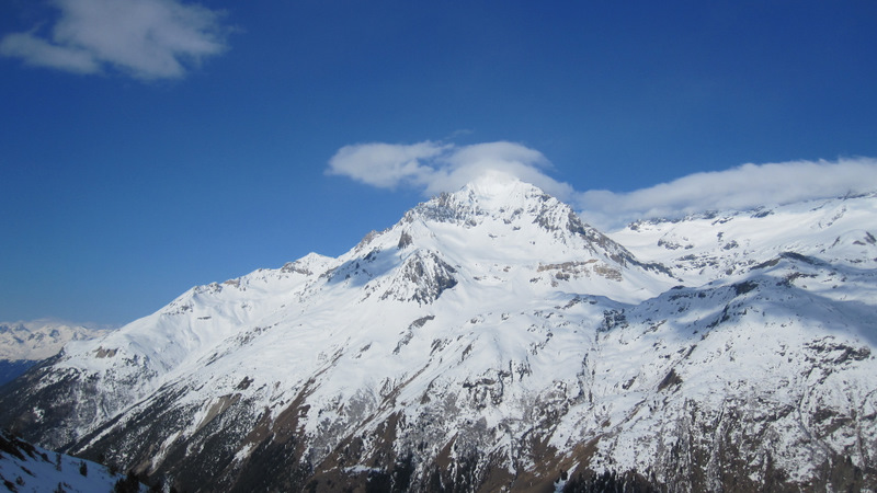 #1 pte du grand vallon : la parachée avant que les cumulus s pte du grand vallon : la parachée avant que les cumulus s'emparent du sommet