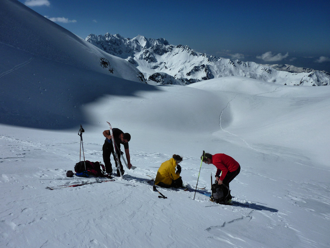 #11 repautage : Au départ de la 3ème monté du jour en direction de la Brêche du Frêne. repautage : Au départ de la 3ème monté du jour en direction de la Brêche du Frêne.