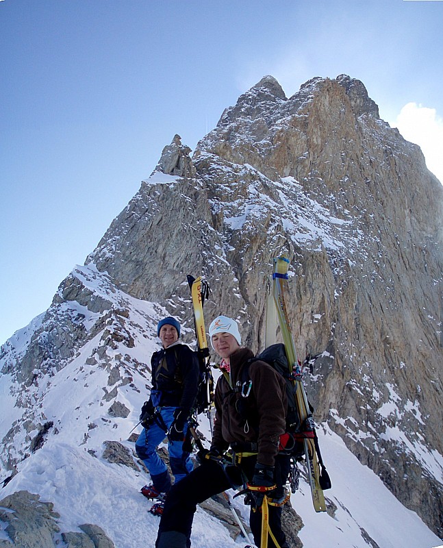 #2 Brèche de la Meije : Tous bien content d Brèche de la Meije : Tous bien content d'être là. Le début de la descente se fera en crampon.