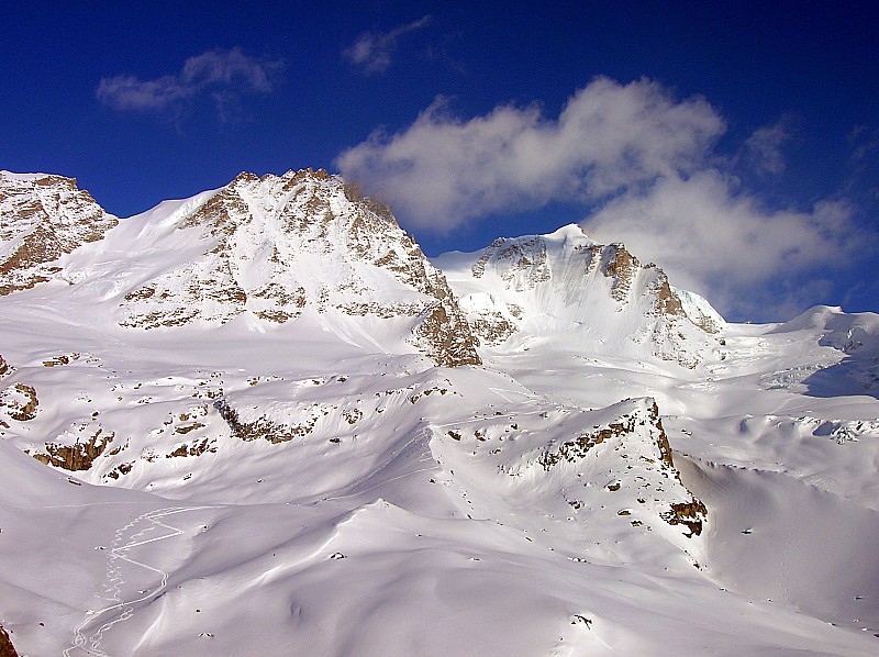 #6 du refuge Chabod vue sur le parcours du lendemain : le grand paradis du refuge Chabod vue sur le parcours du lendemain : le grand paradis