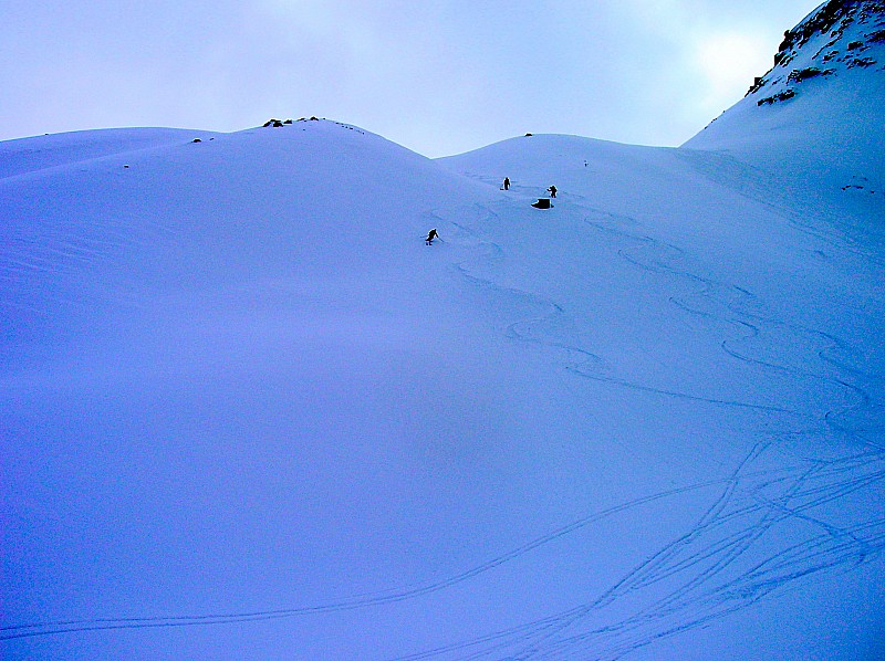 #15 Descente sur Lillaz : Bonne neige encore Descente sur Lillaz : Bonne neige encore