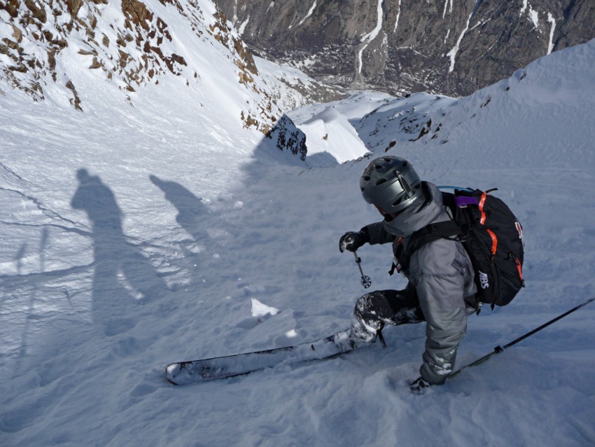 #14 Couloir N : Ca n Couloir N : Ca n'en finit pas de plonger