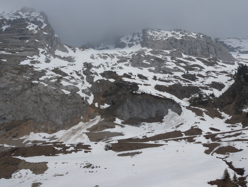 #3 Combe du rasoir : Pour Yohann08 ... afin de te donner une petite idée de ce qu Combe du rasoir : Pour Yohann08 ... afin de te donner une petite idée de ce qu'il reste comme enneigement dans la combe