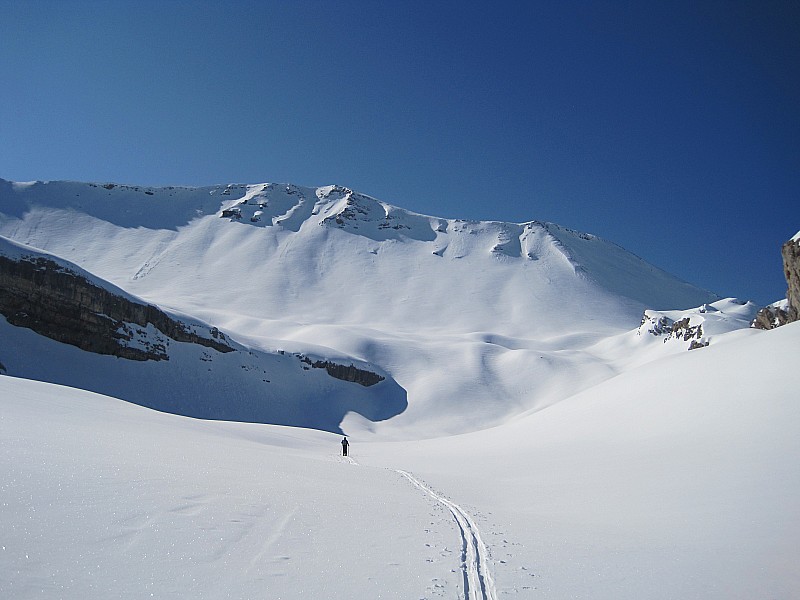 #3 vallon sous le sommet : la face N sera bonne !! vallon sous le sommet : la face N sera bonne !!