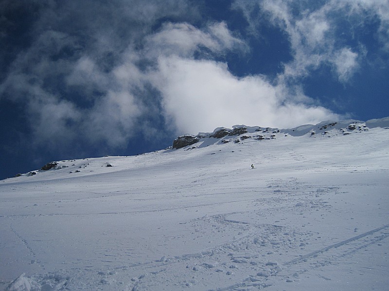 #9 descente : bonne poudre sous le somet descente : bonne poudre sous le somet