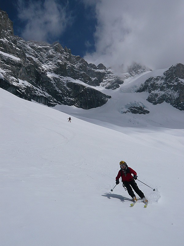 Col des neiges : Du très bon ski avant de repeauter