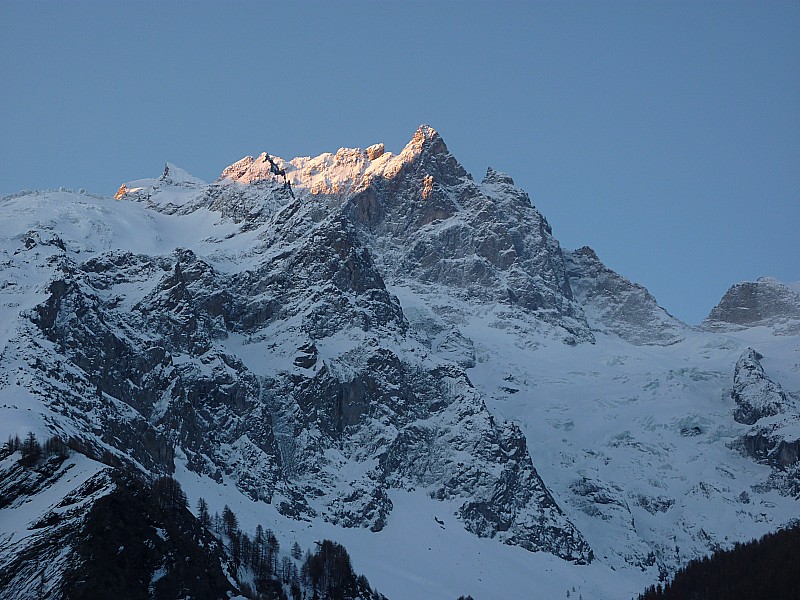 #2 Un tour qui démarre bien : Lever de soleil sur l Un tour qui démarre bien : Lever de soleil sur l'itinéraire du dernier jour