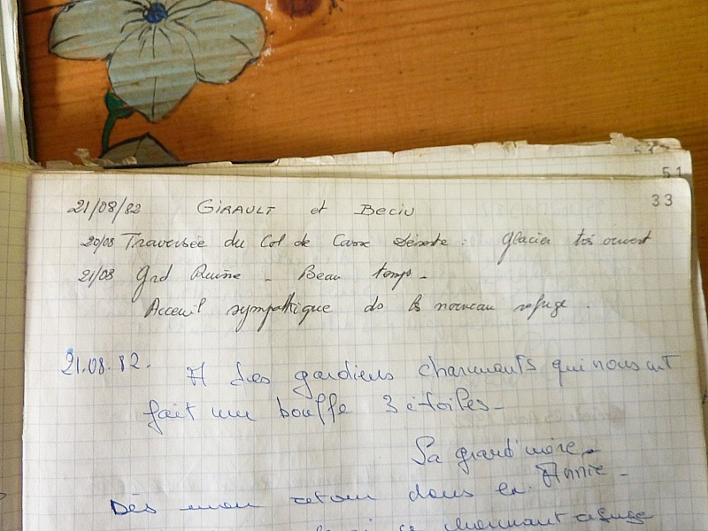 #21 Le 21 août 1982 : Premier passage dans le nouveau refuge. Ca date !!! Le 21 août 1982 : Premier passage dans le nouveau refuge. Ca date !!!