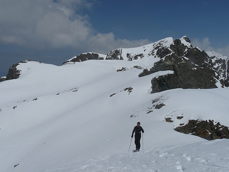 #6 Le Petit Van : Pierre en termine avec derrière lui le Sorbier. Le Petit Van : Pierre en termine avec derrière lui le Sorbier.