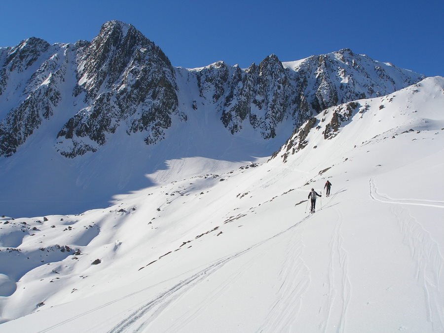 #2 Objectif en vue : On va bientôt passer à l Objectif en vue : On va bientôt passer à l'ombre des Valletes