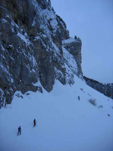 #7 Vallon des Forges : Magnifique la remontée par ce vallon pour retrouver l Vallon des Forges : Magnifique la remontée par ce vallon pour retrouver l'itinéraire classique. Bon il commence à faire un peu nuit !