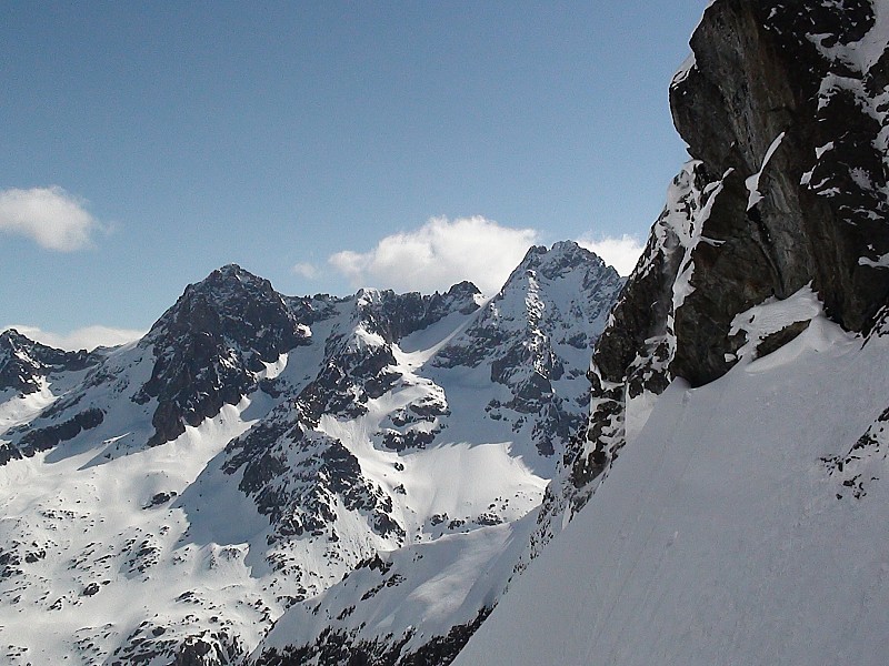 #8 Fetoules et Etret : depuis le pied du couloir Fetoules et Etret : depuis le pied du couloir